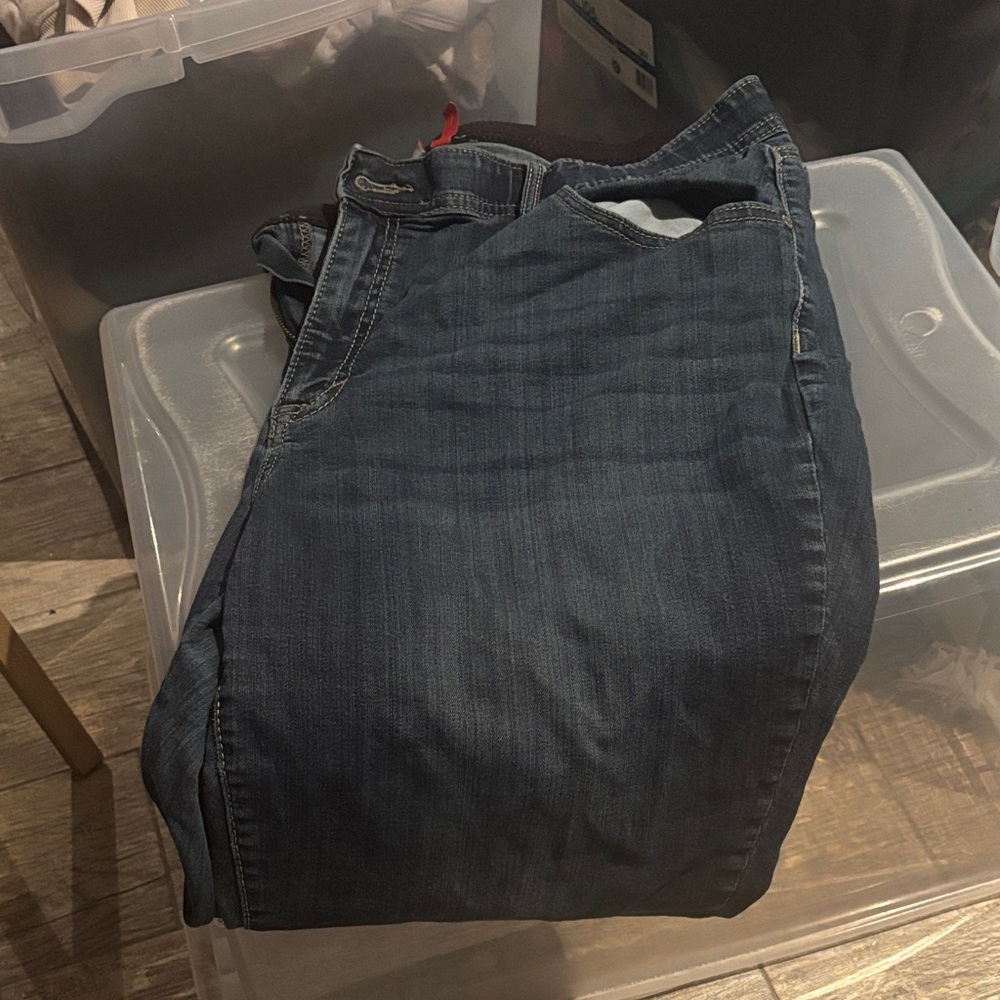 Women’s jeans